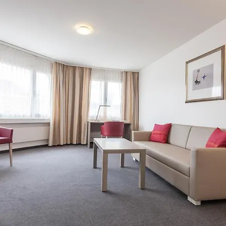 Ema House Serviced Apartments Aussersihl Zurich Exterior photo