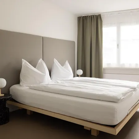 Ema House Serviced Apartments Aussersihl Zurich Exterior photo