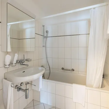 Ema House Serviced Apartments Aussersihl Zurich Exterior photo